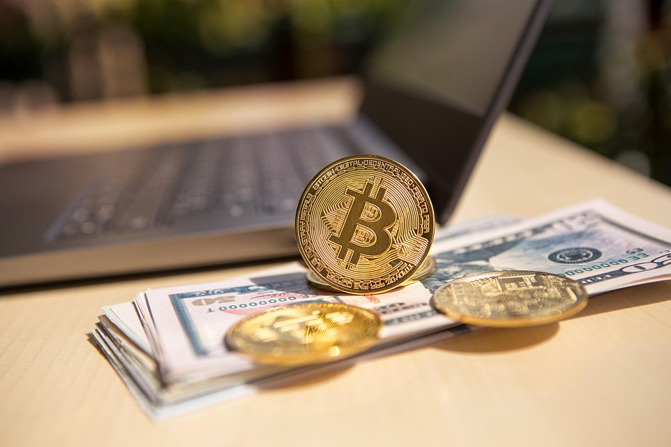 AI概念币ACT、IP 同步暴跌20% 又迅速反弹！诡异的币价走势引热议